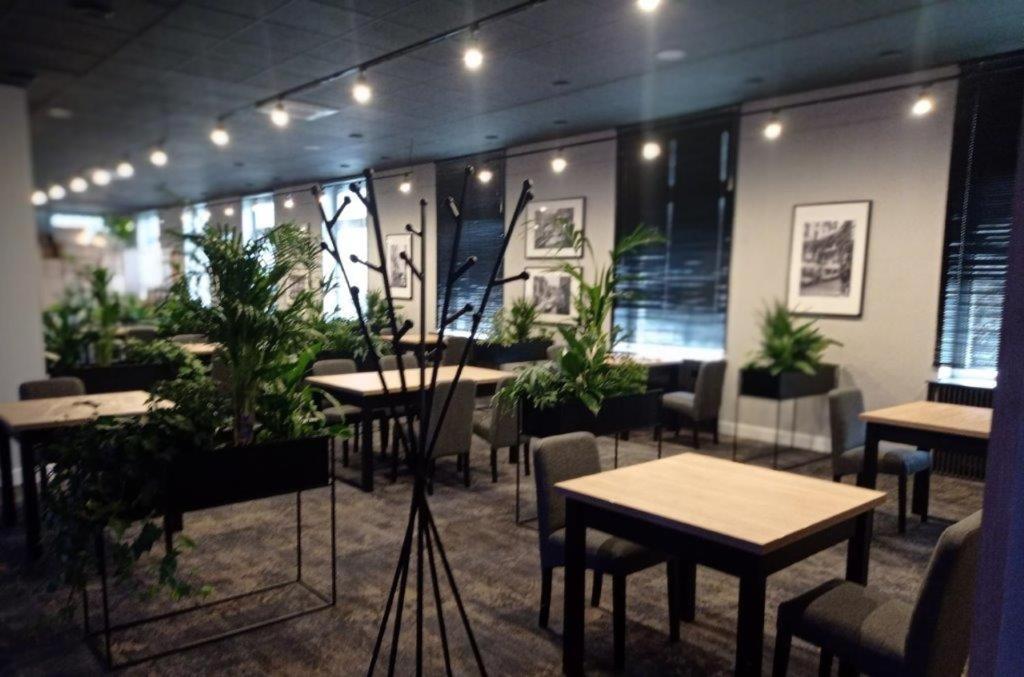 Hotel Ior 포즈난 외부 사진