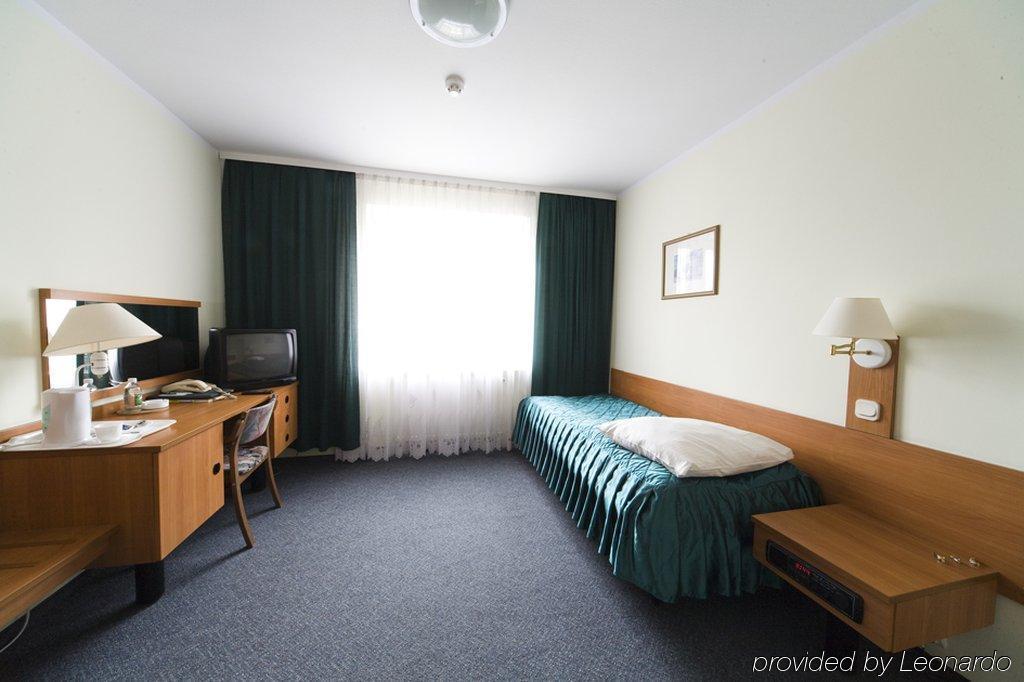 Hotel Ior 포즈난 외부 사진